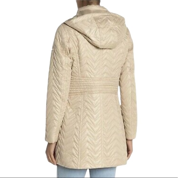 Via Spiga Women's Beige Long Sleeve Winter Jacket With Detachable Hood - Picture 3 of 13